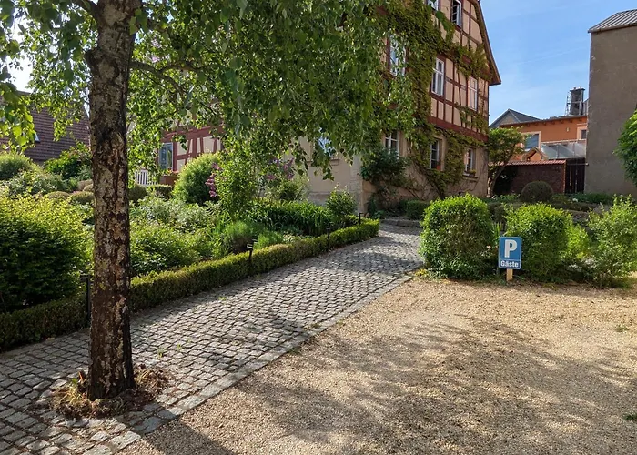Haselbachstrasse 6 *