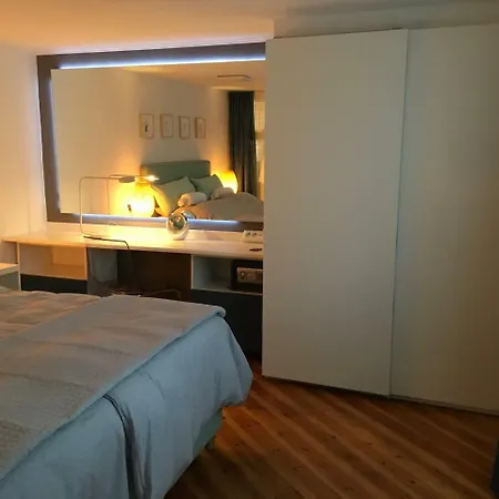 Haselbachstrasse 6 * Ebensfeld